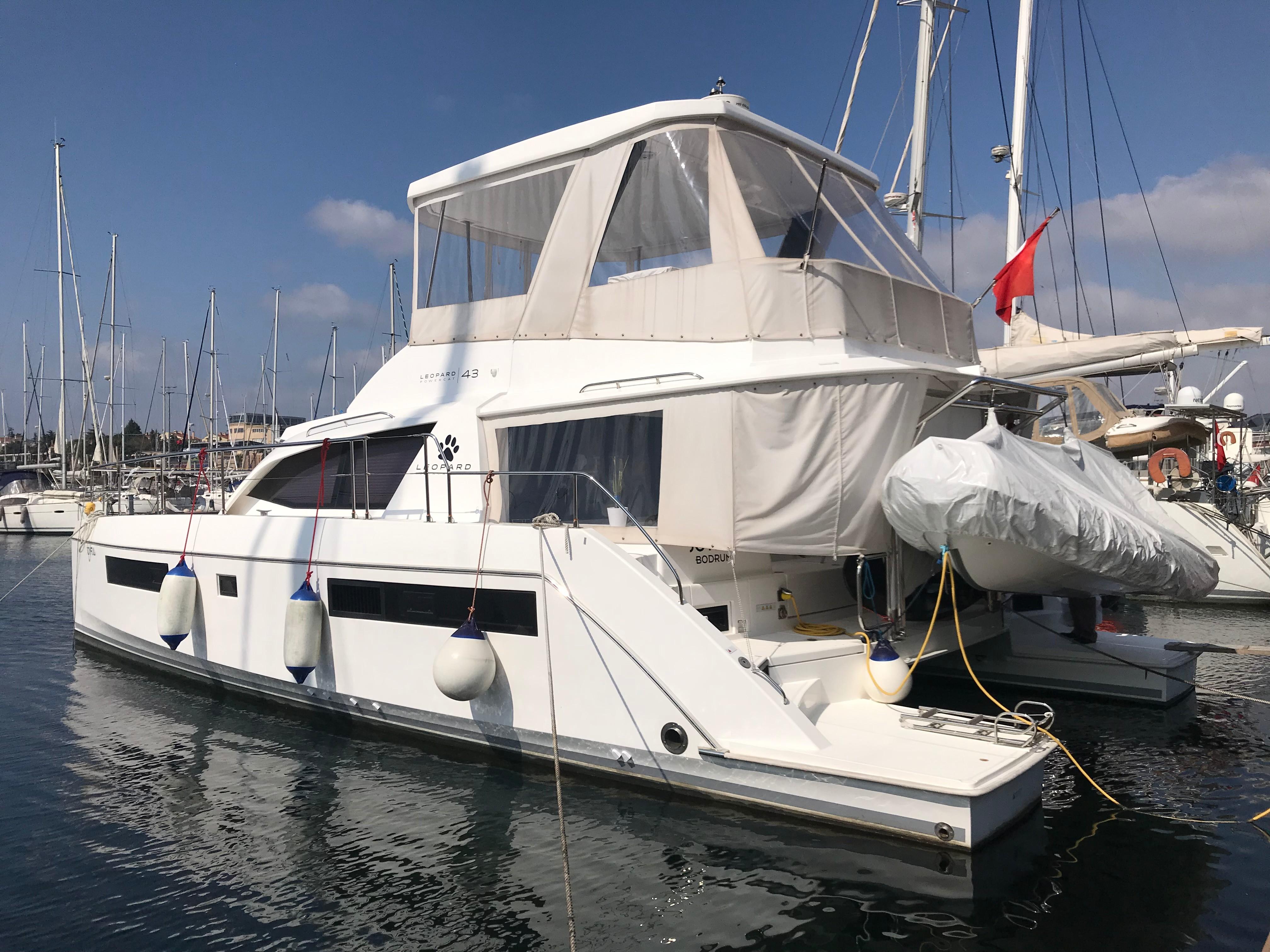 used leopard power catamaran for sale
